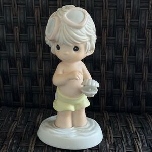 PRECIOUS MOMENTS 1992 NO GREATER TREASURE THAN YOU Figurine # 521000 Boy Vintage